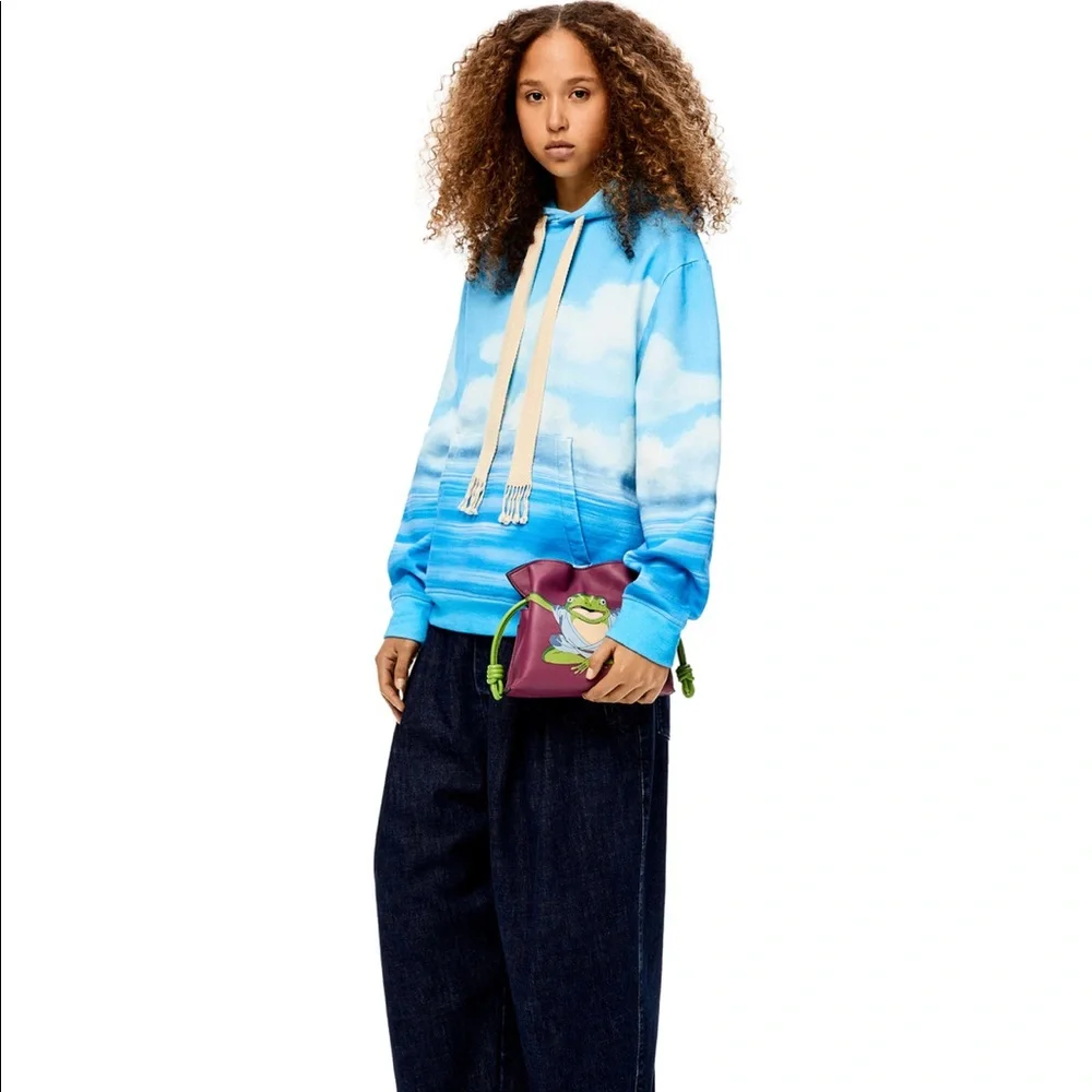 Loewe X Spirited Away Aogaeru Flamenco Frog Clutch - Picture 7 of 8